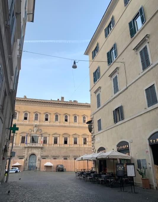 Апартаменты Casa Cristina In Piazza Farnese Рим Экстерьер фото