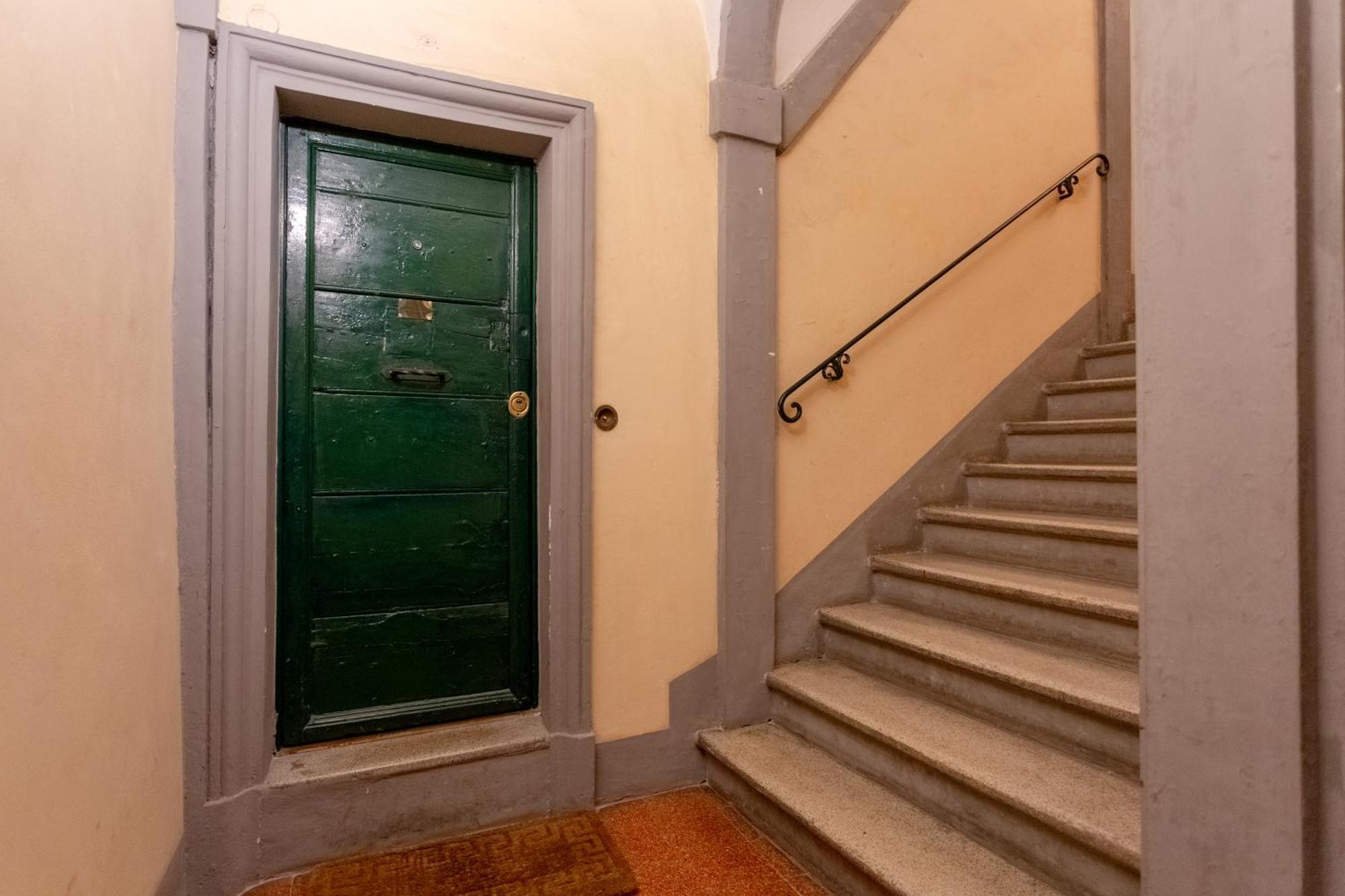Апартаменты Casa Cristina In Piazza Farnese Рим Экстерьер фото